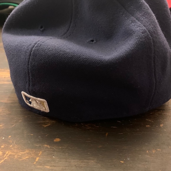 Fitted brewers hat - Picture 2 of 4